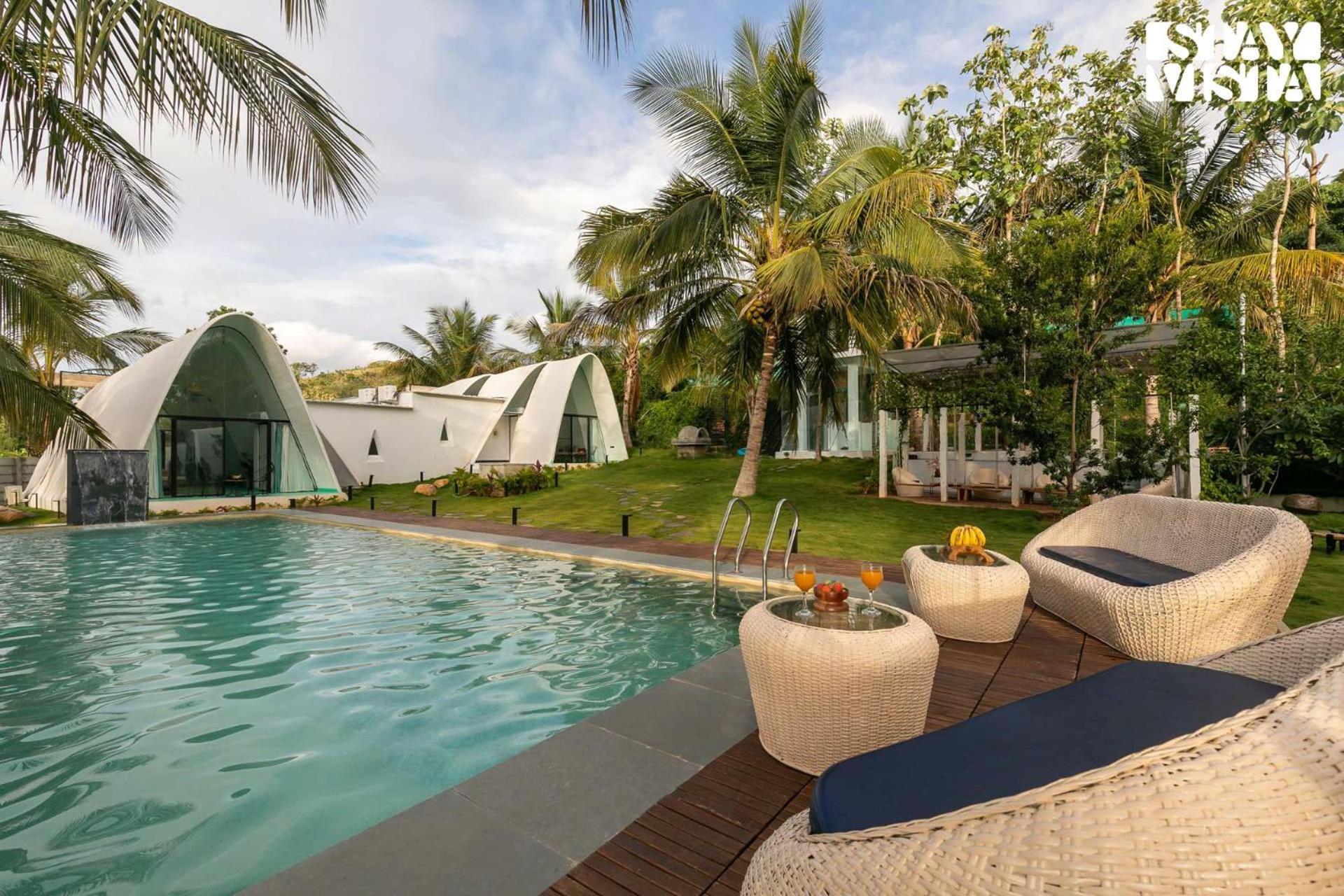Stayvista At Shwaas Mysore With Private Pool Esterno foto